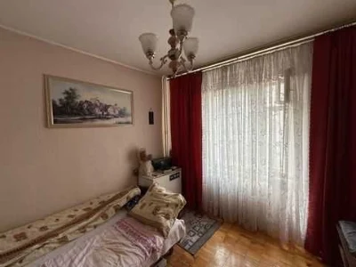 Sale of a 3-bedroom apartment in the Exhibition (Electronics) area
