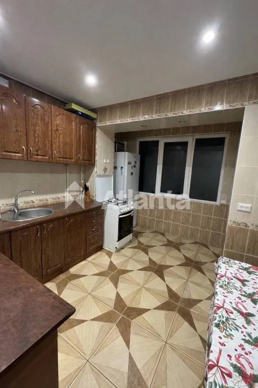 One-bedroom apartment in a development near the "Maidan" shopping center