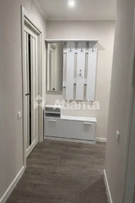 One-bedroom apartment in a development near the "Maidan" shopping center