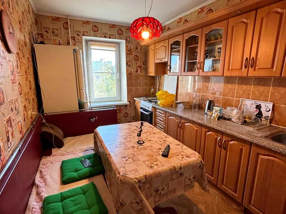 Apartment. Kyiv, Avtozavodska Street.