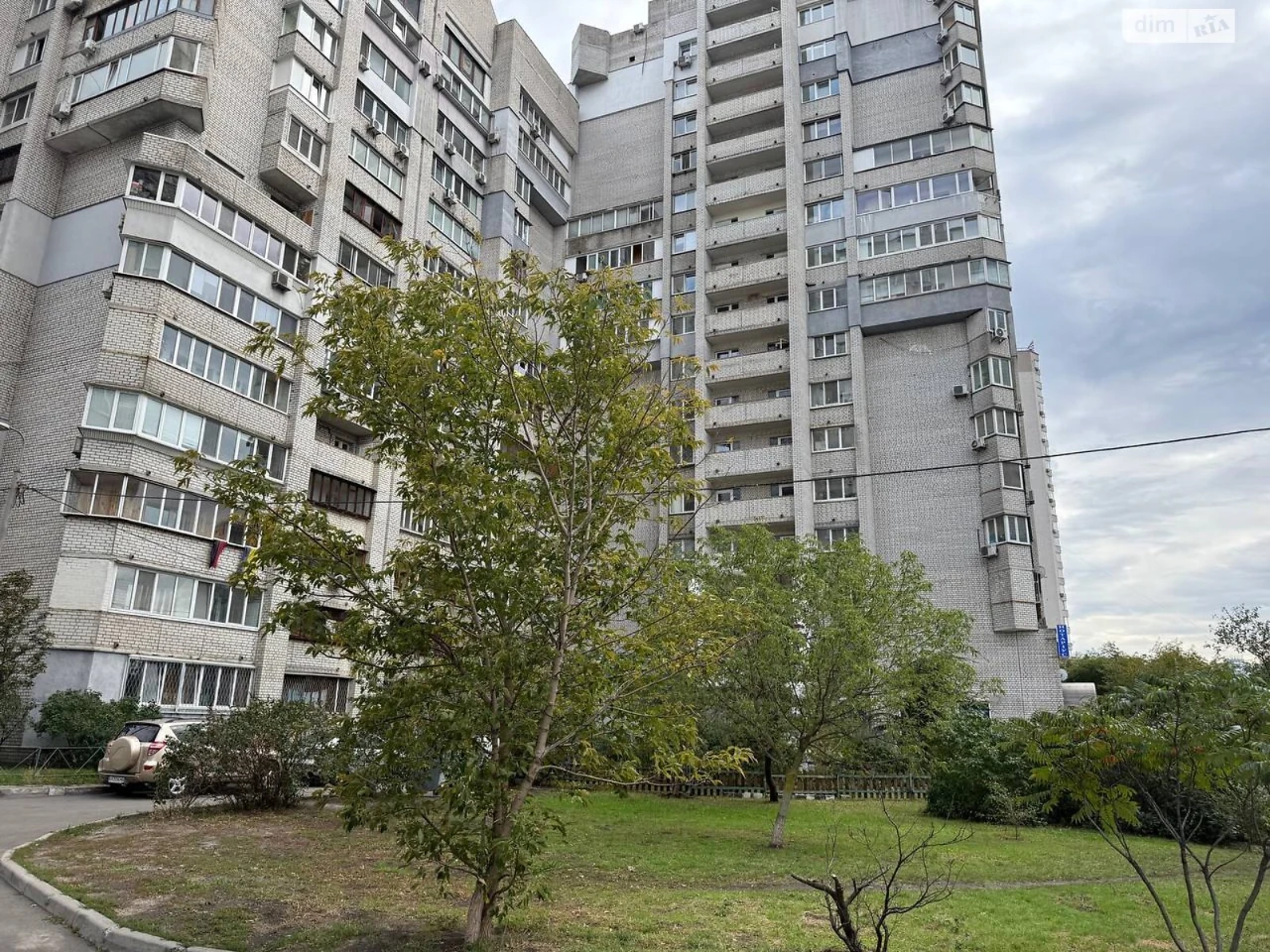 Long-Term Rental Apartment, Pociaky