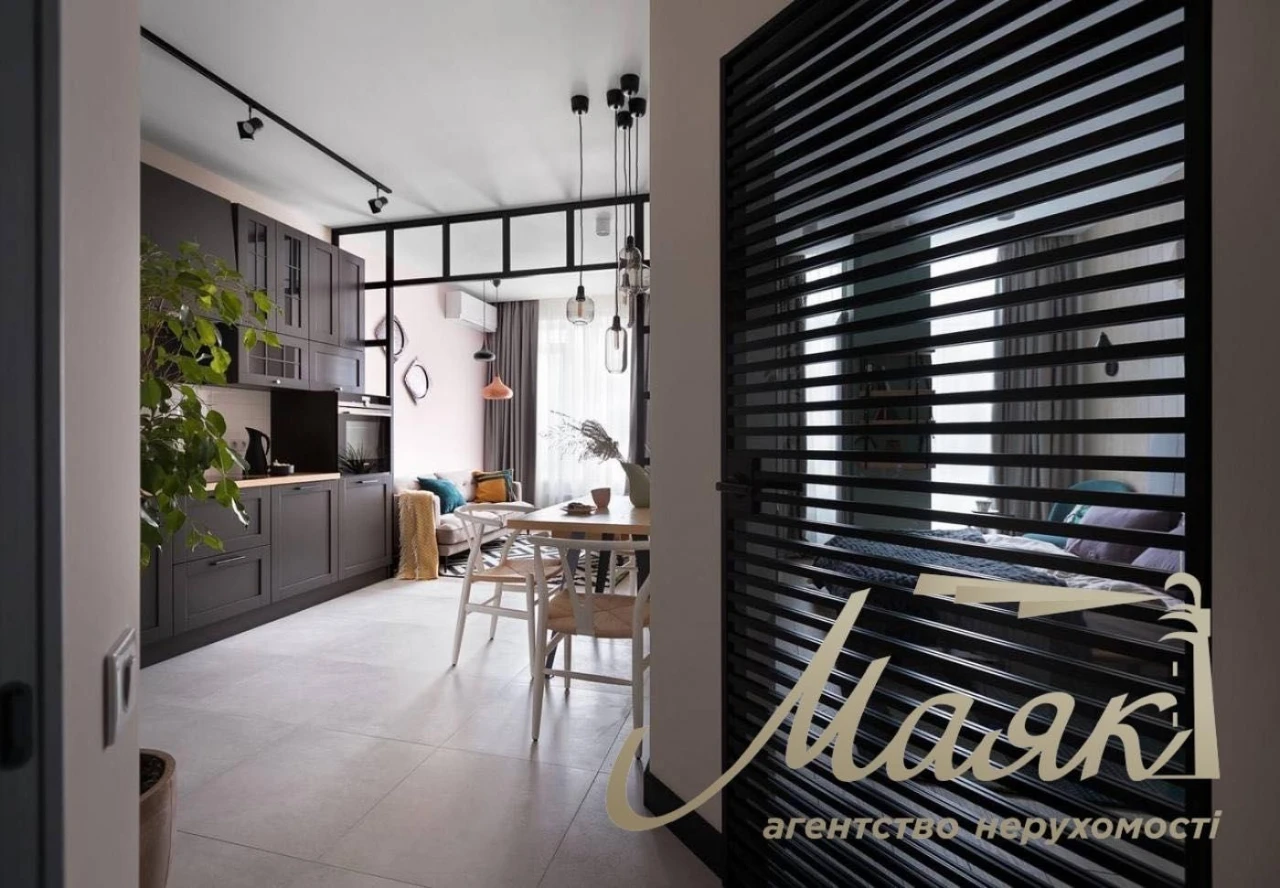 Rent a new 2-room apartment in the residential complex "Bulvar Fontaniv"