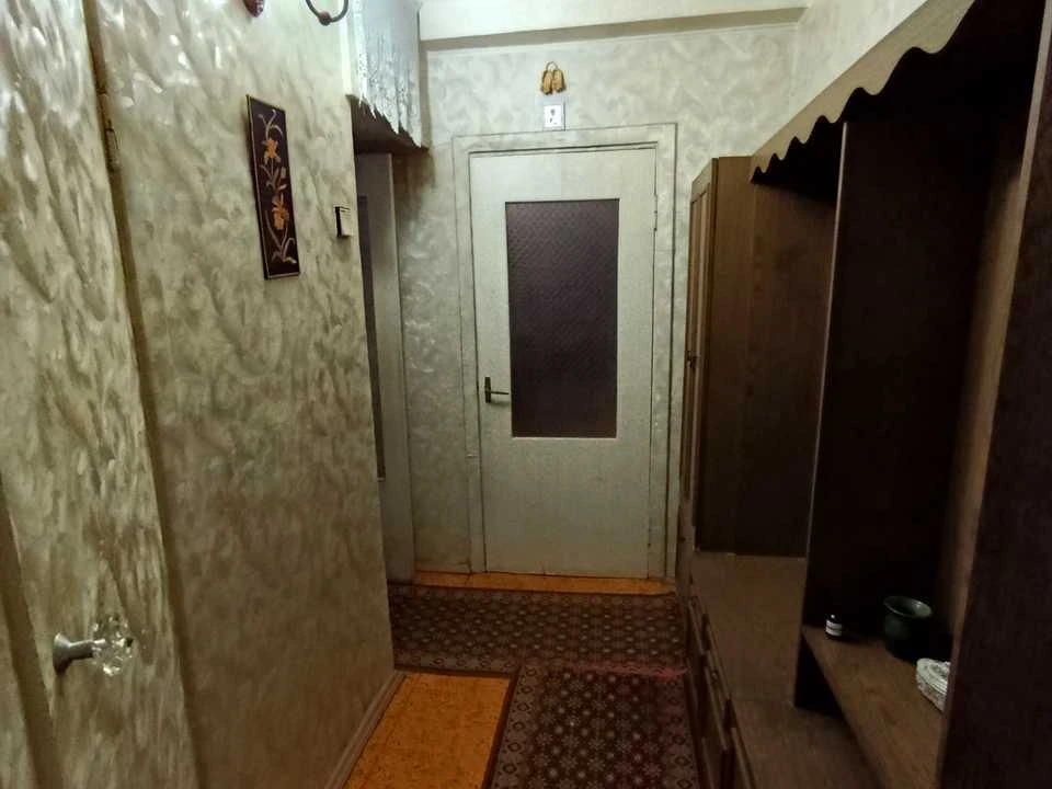 Apartment. Kyiv, Berezaysky Prospect.