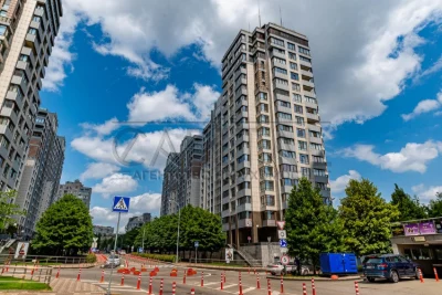 Apartment for Sale, ЖК Новопечерські Липки, Драгомирова, Верхог