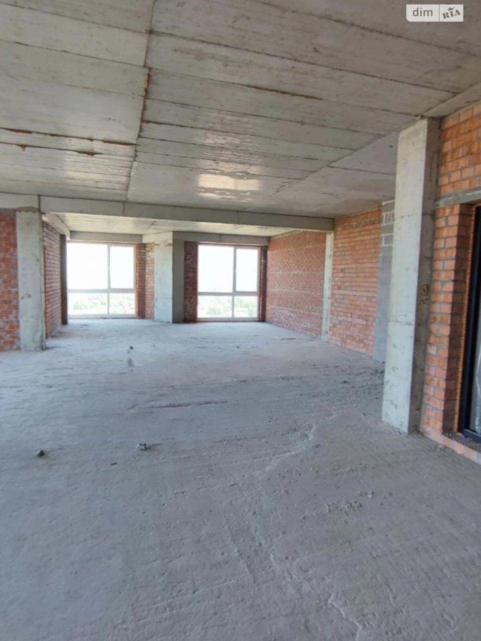 Apartment for Sale: Sobornyi