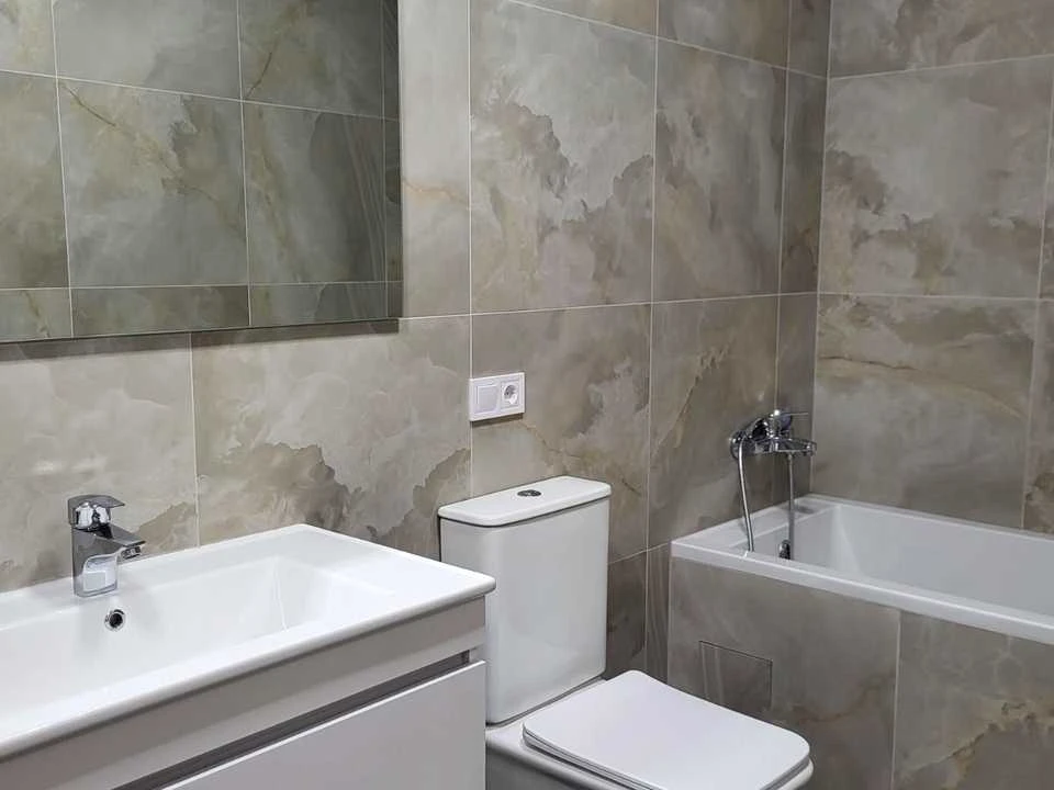 Apartment. Vinnytsia, Pravednykypiwkiw Svitu st.