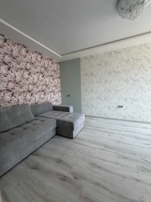 For Sale: 1-Bedroom Apartment in "Raduzhny-2" Residence, New Buildings District