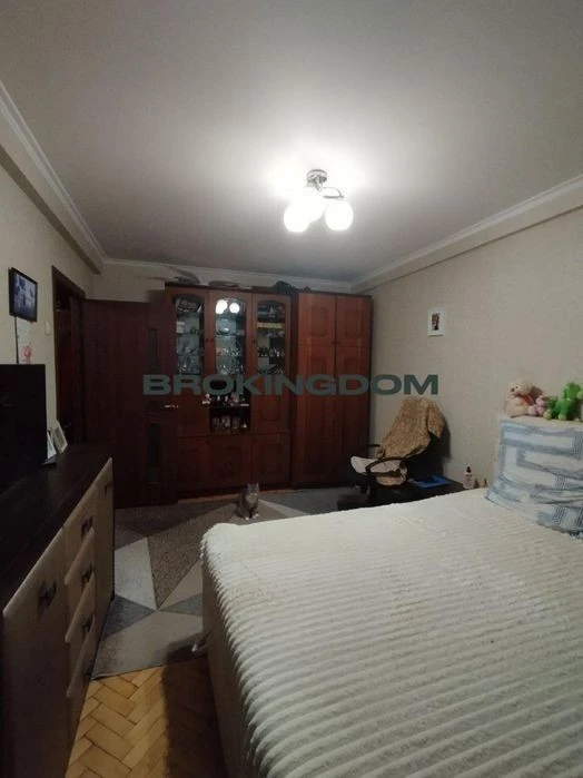 2-room apartment, Degtiarivskav St. 15