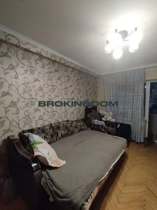 2-room apartment, Degtiarivskav St. 15