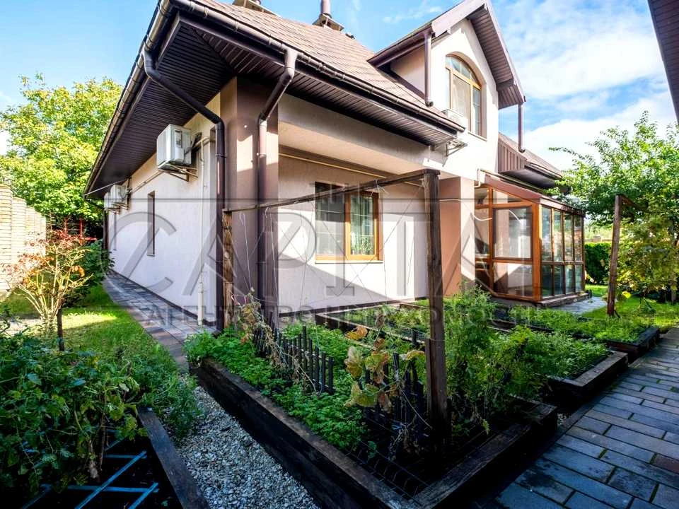 Дом. Киев, улица Стеценко