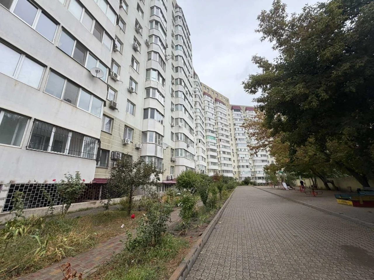Срочно продам 1 ком квартиру. Ремонт. 10 минут. Госпрограммы