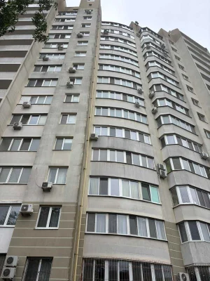Срочно продам 1 ком квартиру. Ремонт. 10 минут. Госпрограммы