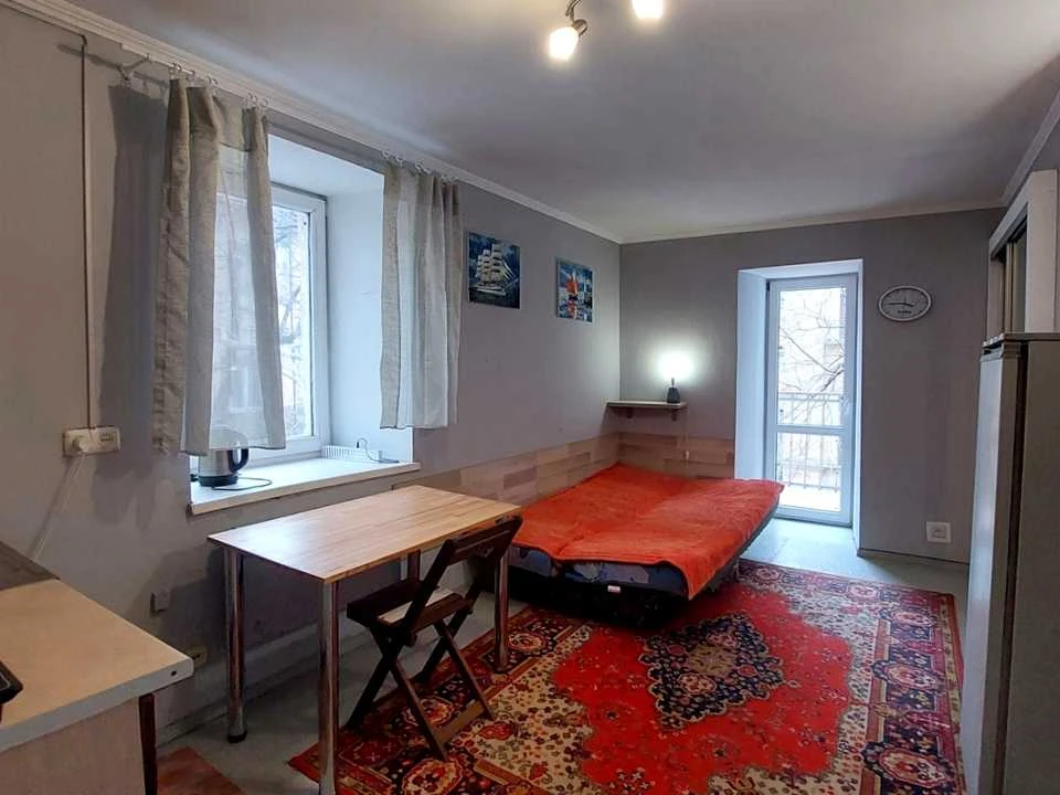 Apartment. Odessa, Kanatna str.