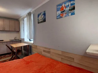 Apartment. Odessa, Kanatna str.