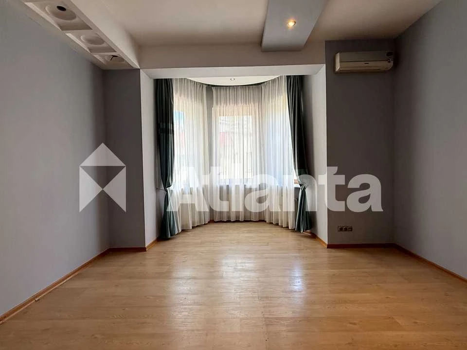 House. Odesa, Pedaohohna вул.