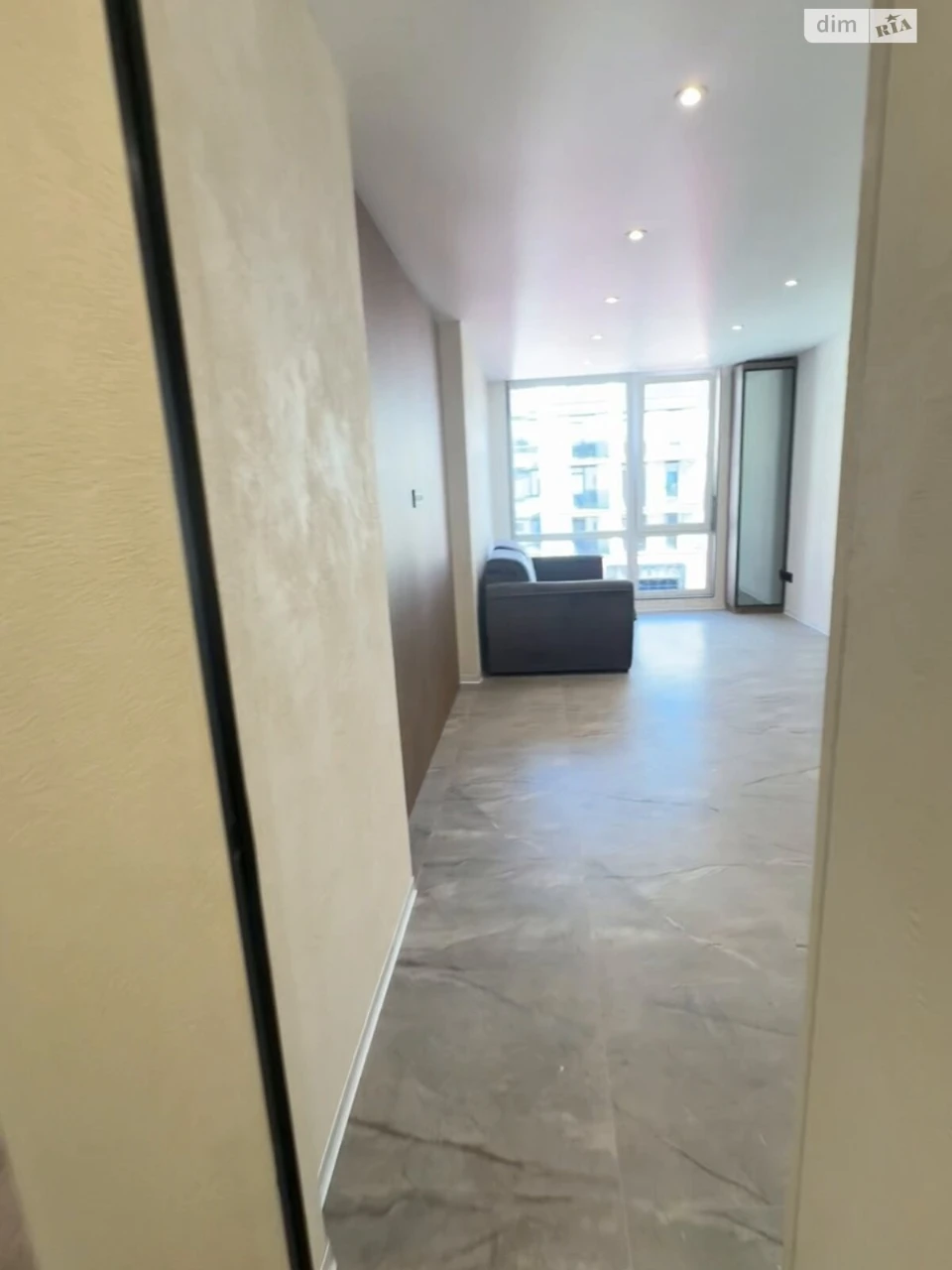 Apartment for Sale on the Shore