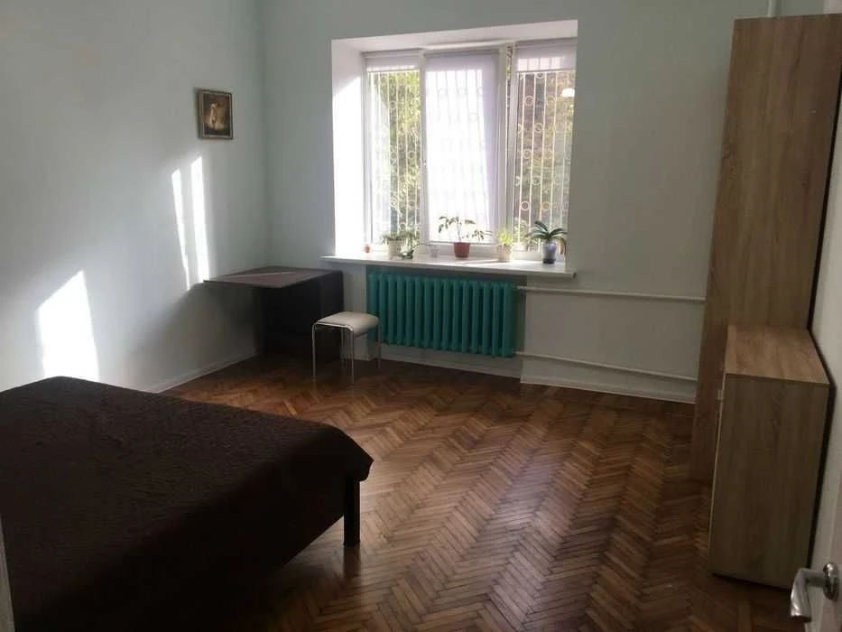 For Sale: 3-Bedroom Apartment on Karazina Street