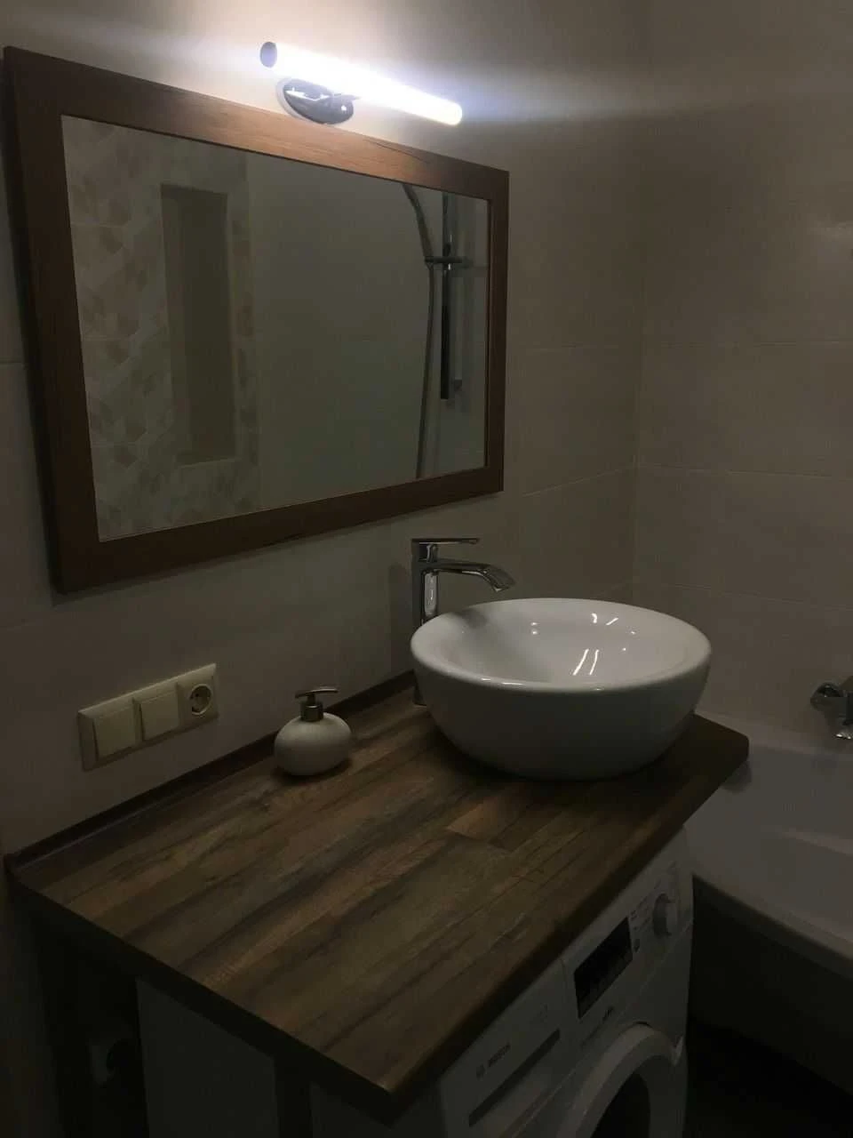 For Sale: 3-Bedroom Apartment on Karazina Street