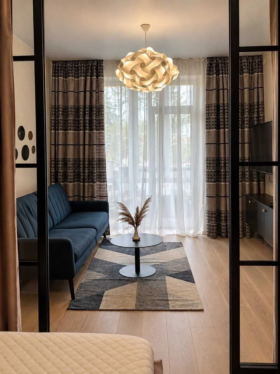 Sale of a 1-bedroom apartment, 37 sq.m., Botanical Garden metro station, 5 minutes.