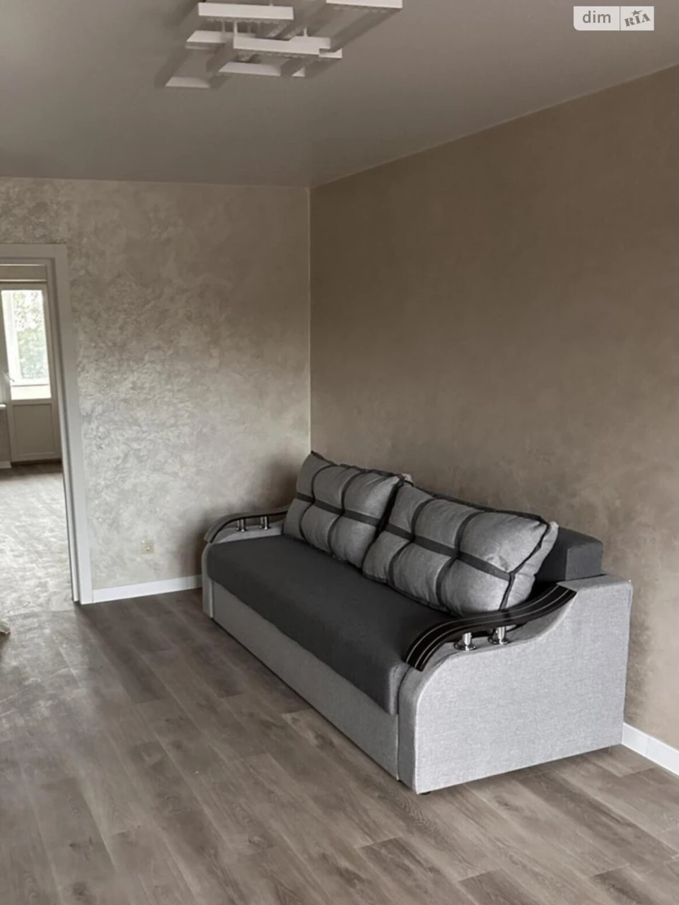 Long-Term Rental Apartment on Naukova Street