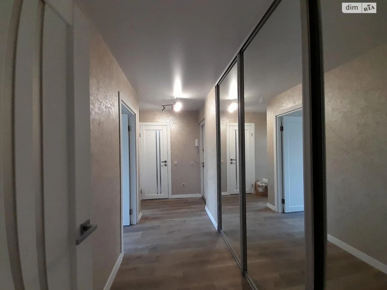 Long-Term Rental Apartment on Naukova Street