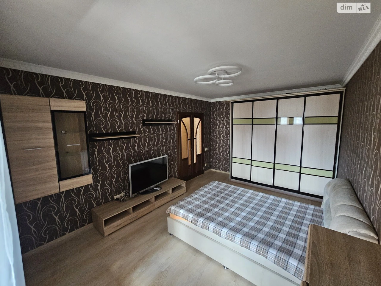 Long-Term Rental Apartment, Darnitsky District