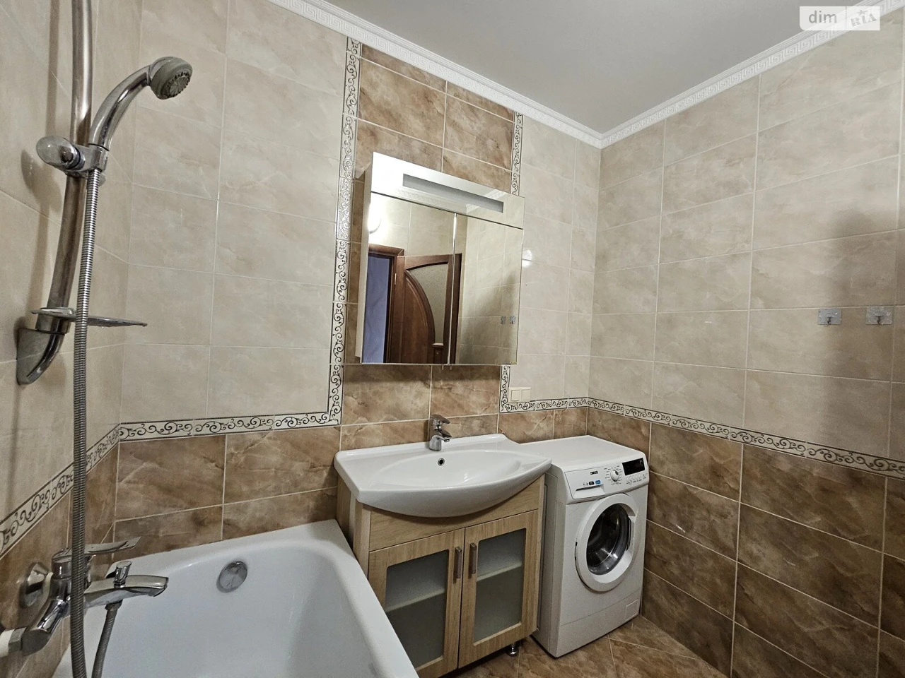 Long-Term Rental Apartment, Darnitsky District