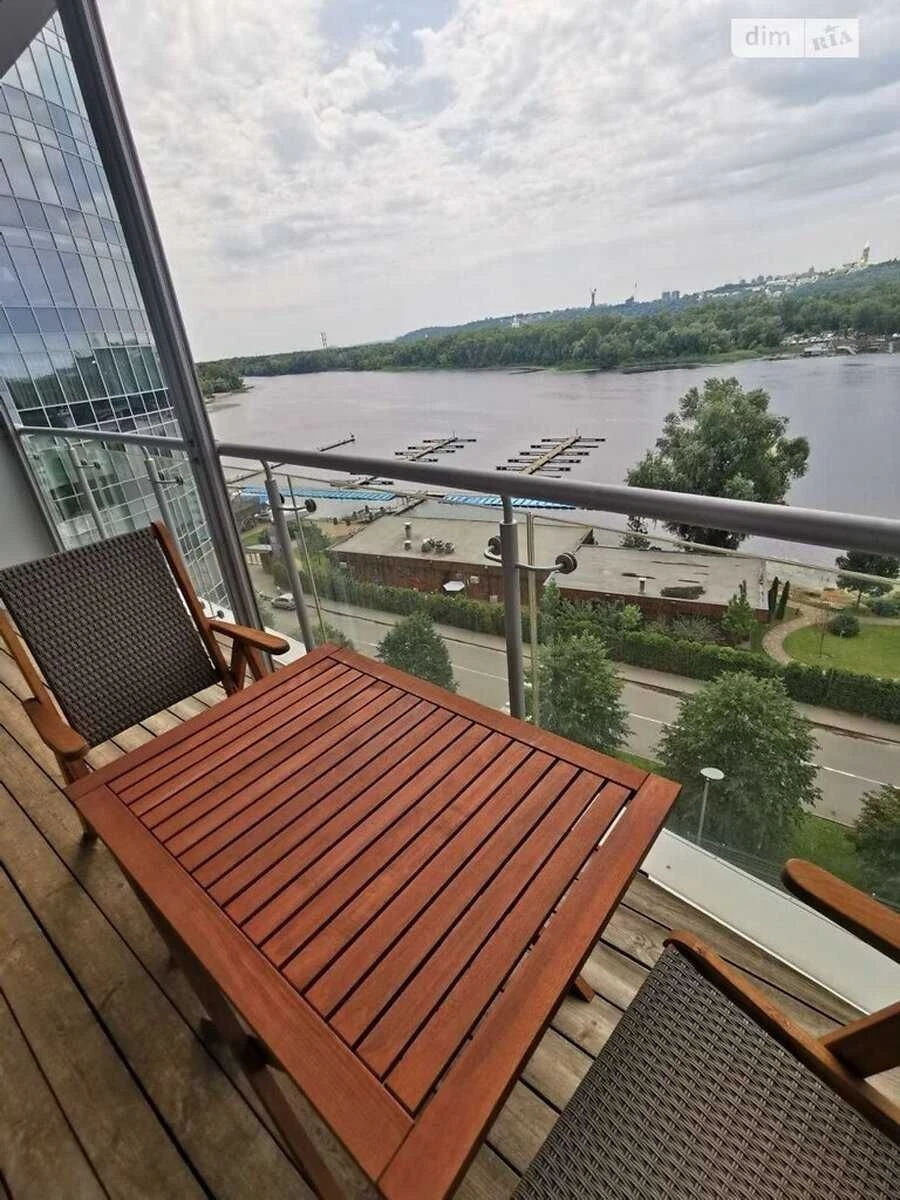 Rent of a view apartment in residential complex "Riviera Riverside"