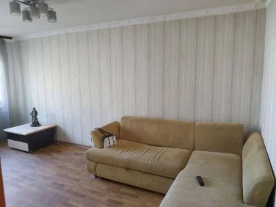 2-room apartment near Akademistche metro – suitable for temporary stay