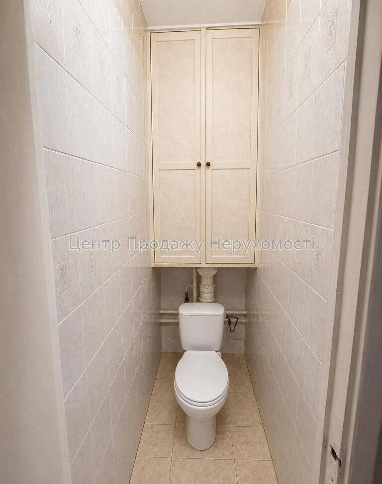 For Sale: 3-room apartment, 7/10 floors, 71.6 m², Kyiv – wonderful