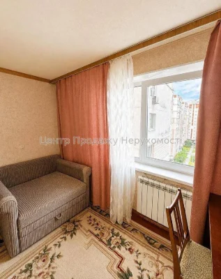 For Sale: 3-room apartment, 7/10 floors, 71.6 m², Kyiv – wonderful