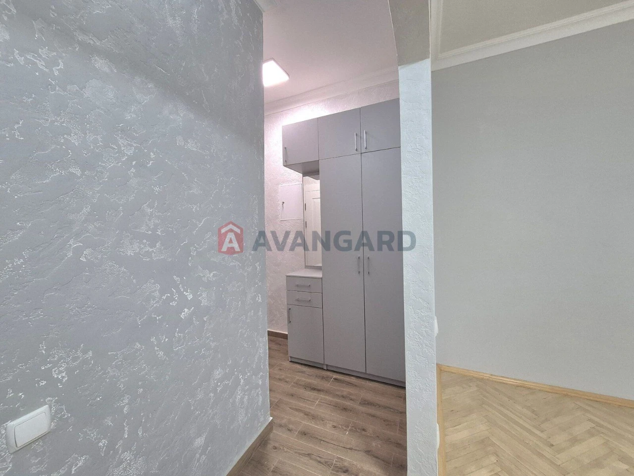 Продажа 2-комнатной квартиры на улице Костанайской. Метро Деміївская.