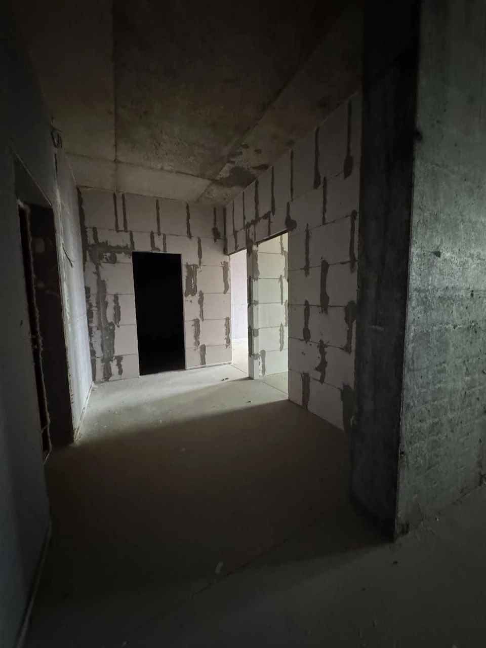 Продаю 2-комнатную квартиру в ЖК Авиньон, выгодная цена fil01
