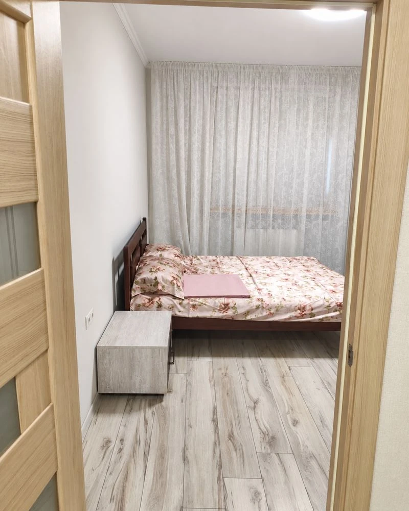 2-кімнатна 68 м² з ремонтом | ЖК Апельсин , Середньофонтансь