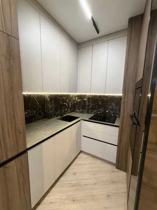Продам 1 кімнатну квартиру в Аркадіі в ЖК " Єлада" з Ремонто