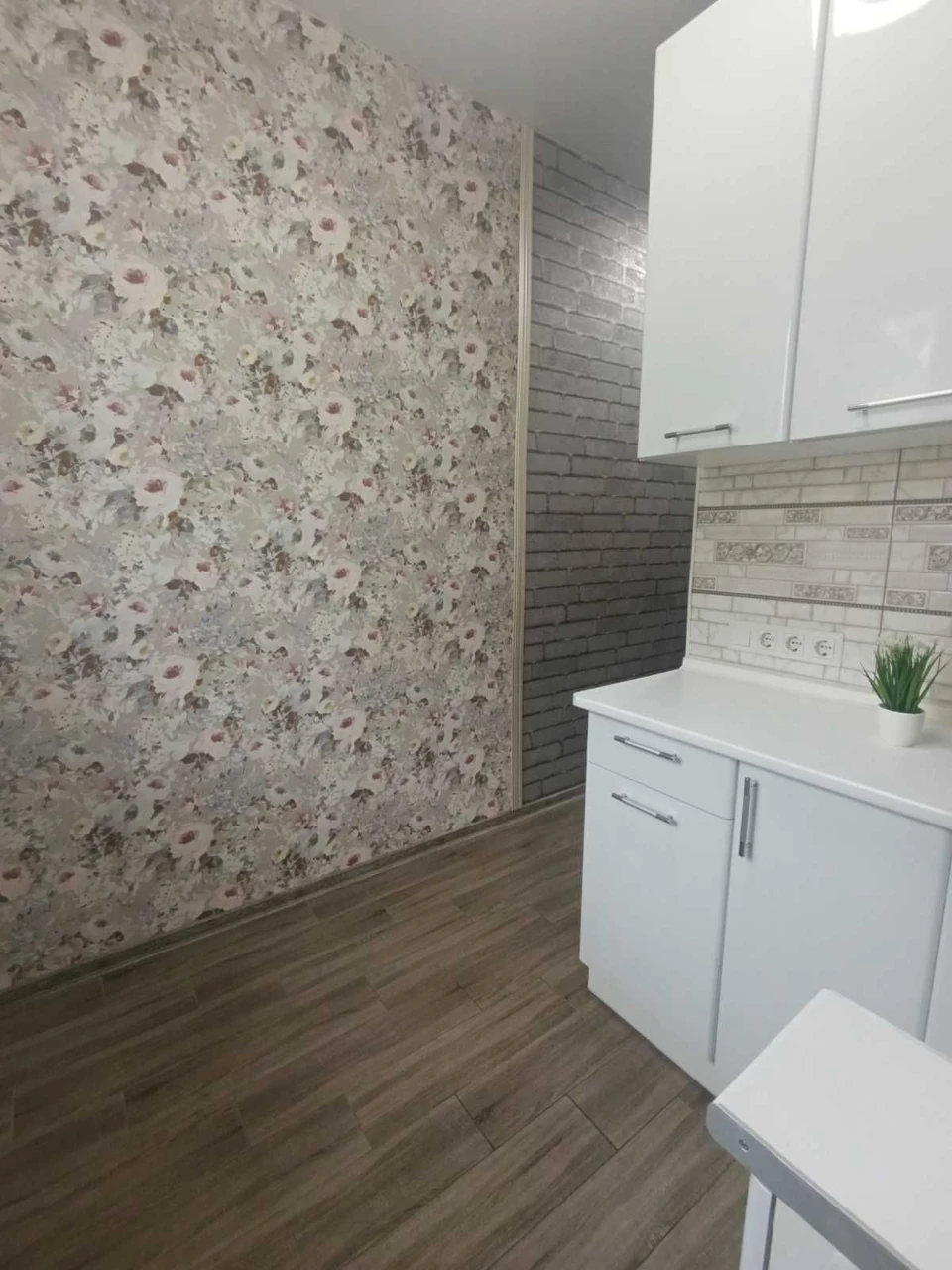 Apartment for Sale, ХТЗ