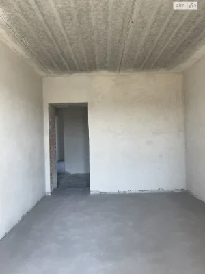For Sale: Apartment