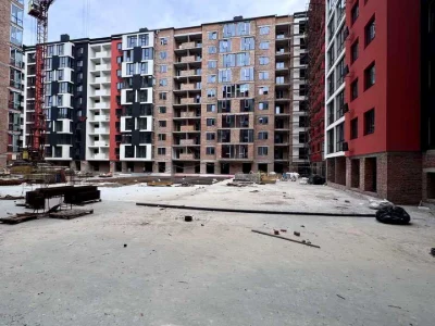 Квартира. Івано-Франківськ, Степана Бандери вул.