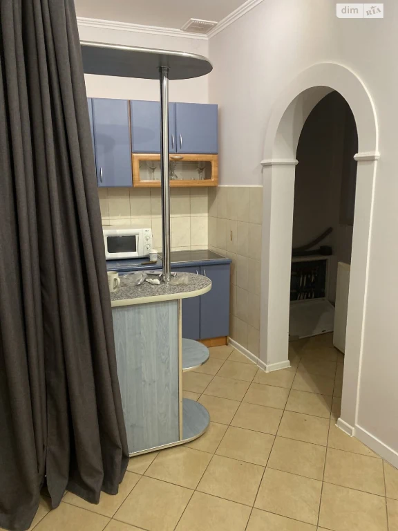 Apartment for Sale: Center