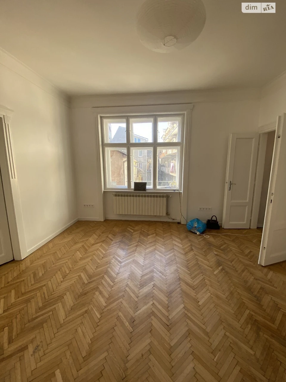 Apartment for Sale: Center
