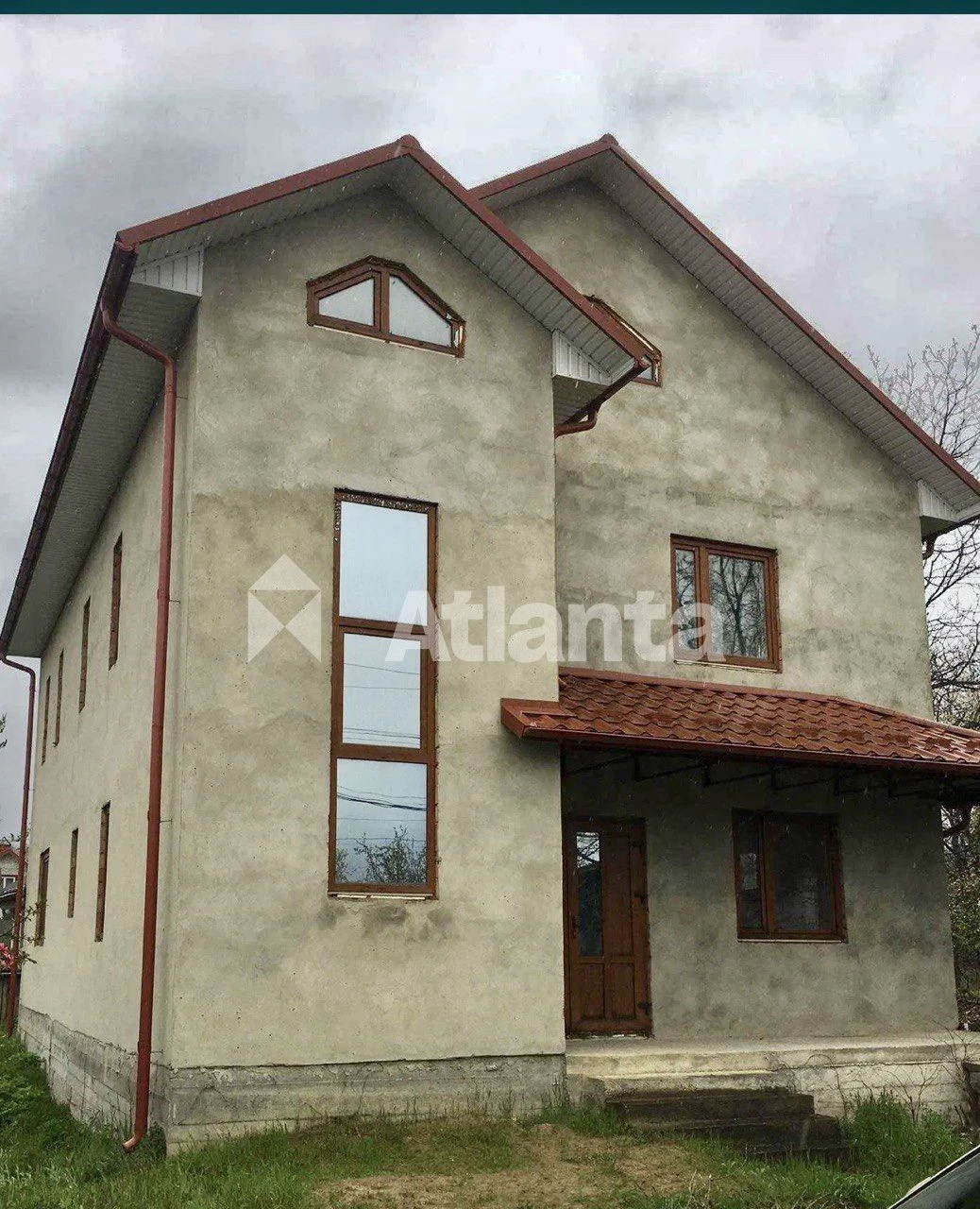 Новий будинок. Чернівці. Садгірський район.