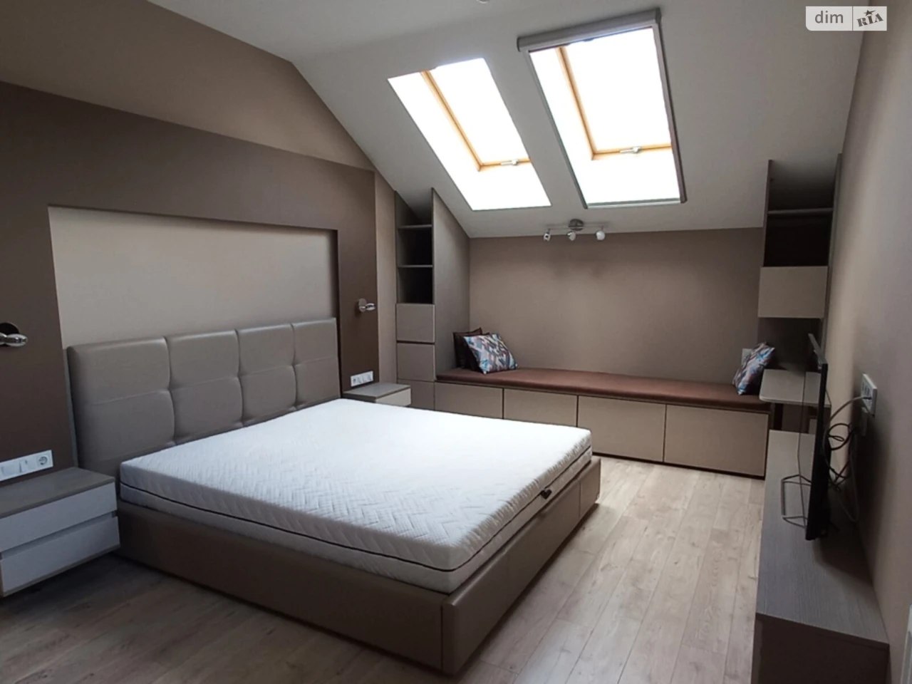 Long-Term Rental Apartment, New Lviv