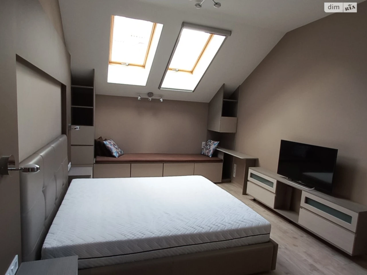 Long-Term Rental Apartment, New Lviv