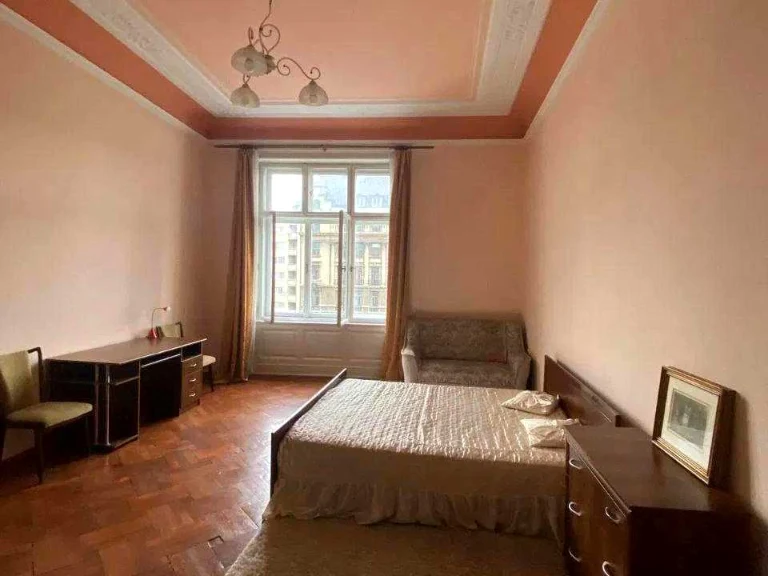 Apartment. Adam Mickiewicz Square, Lviv