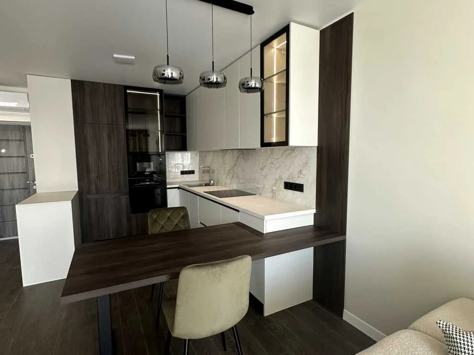 Apartment. Bohdan Khmelnytsky Street, Lviv