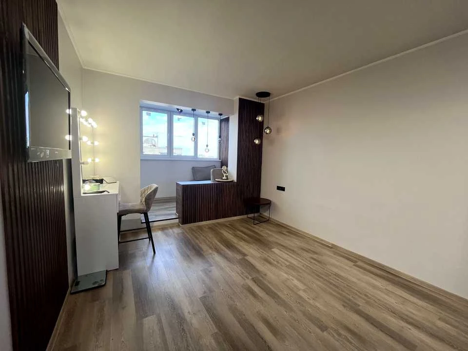 Apartment. Kyiv, Red Kalina Prospect.