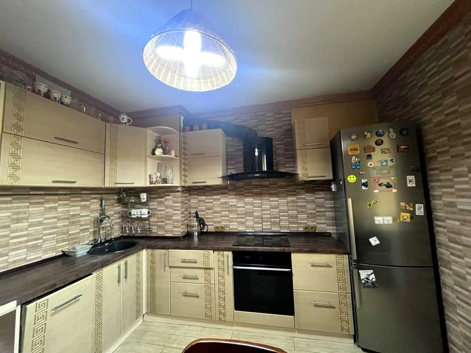 Apartment. Kyiv, Red Kalina Prospect.