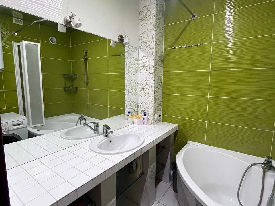 Apartment. Kyiv, Red Kalina Prospect.
