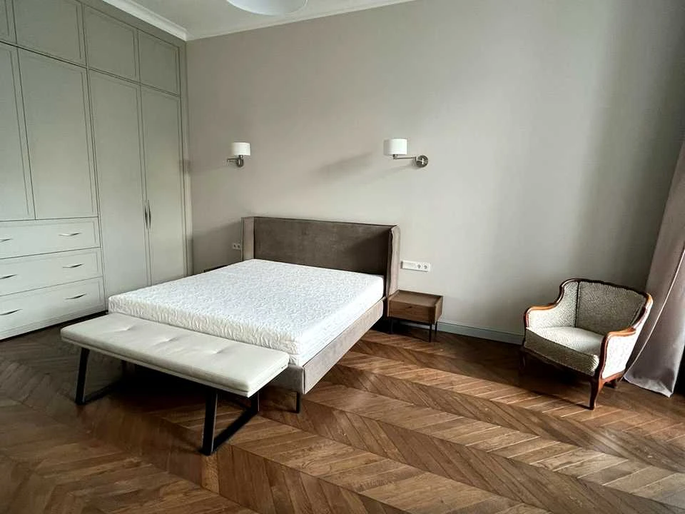 Apartment. Kyiv, Volodymyr Street