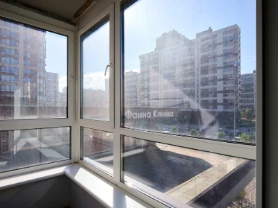 Квартира. Киев, улица Родины Криста, 18/6